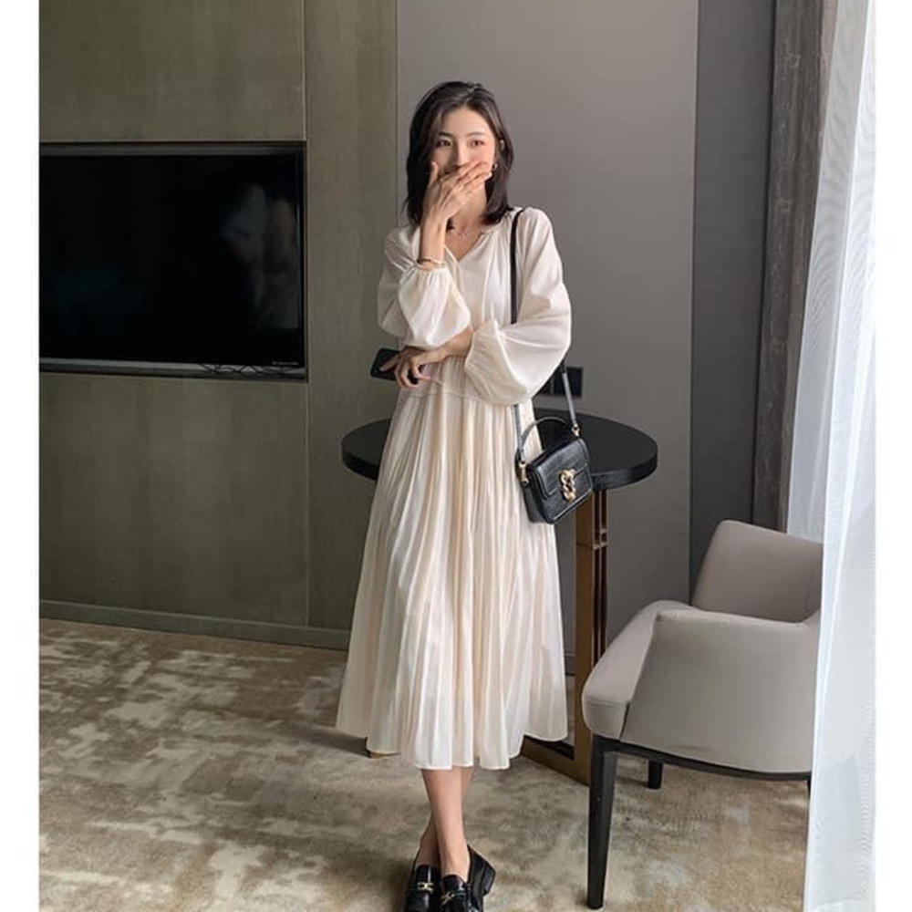 Brand new Ivory Dress! Elegant design. One Size.